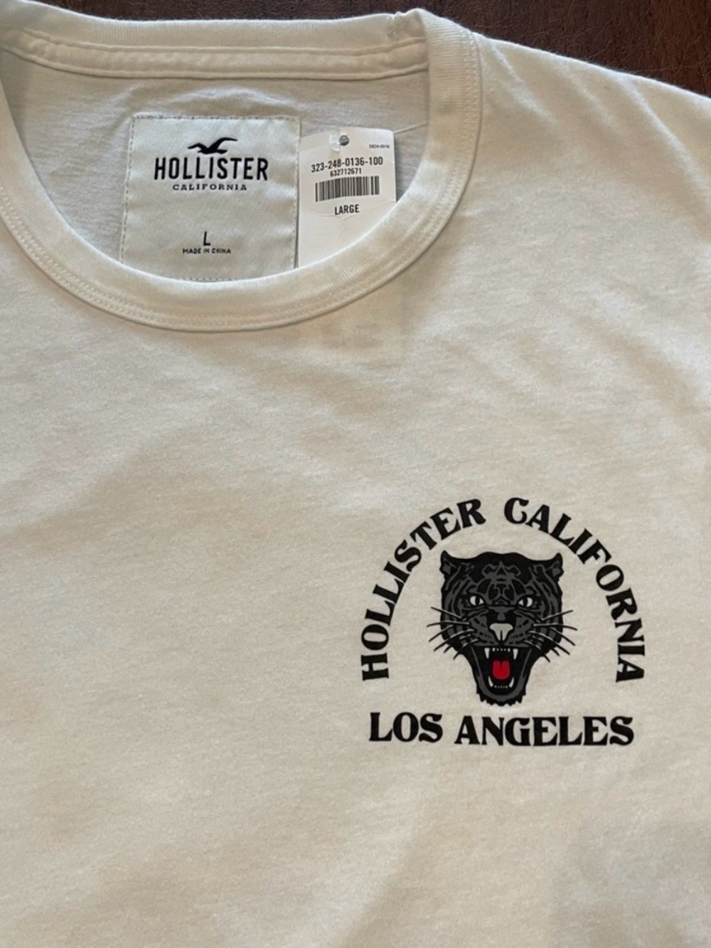 Hollister California Los Angeles Bold Black Panther Graphic Cotton T-Shirt NWT L - Picture 4 of 14
